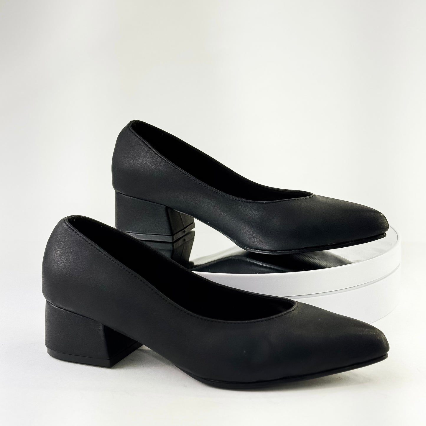 Tacones clásicos de tacón 3.5 cm color negro para mujer - Milagros Moda