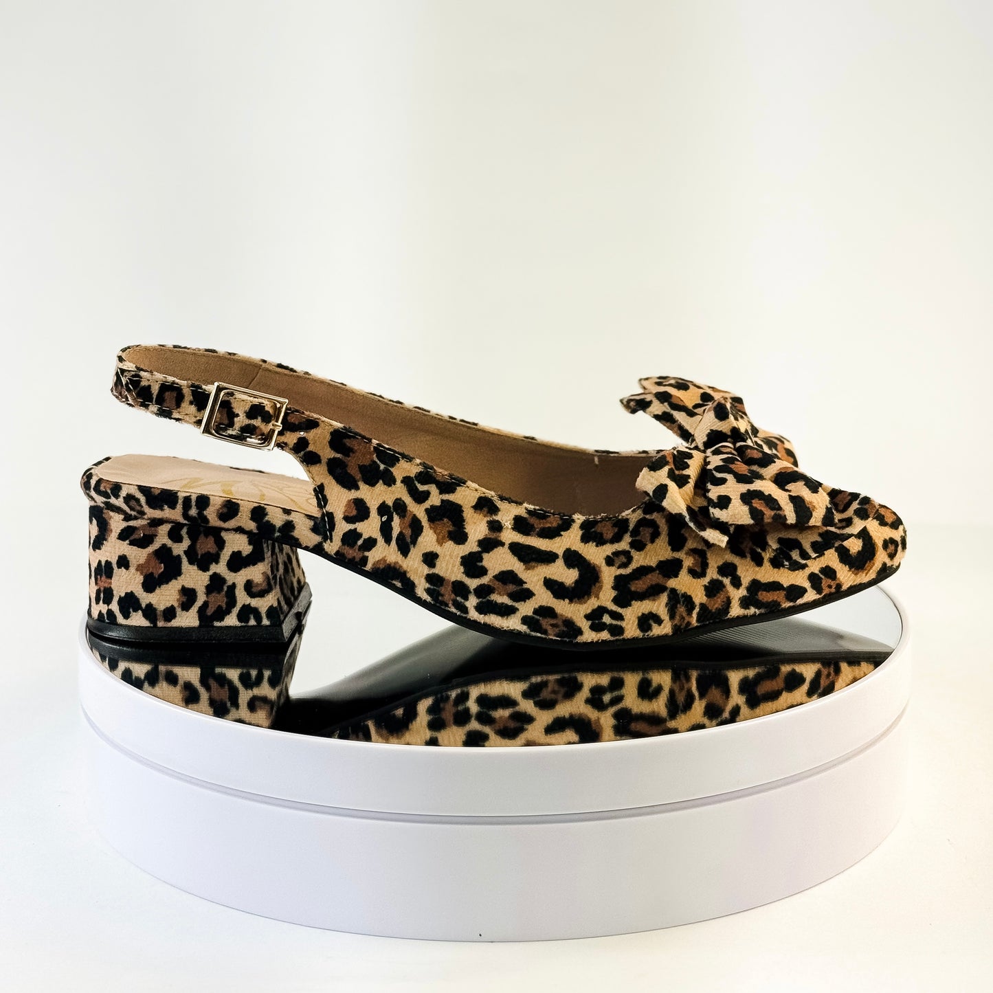 Tacones destalonados de tacón 3.5 cm animal print con moño decorativo para mujer - Milagros Moda