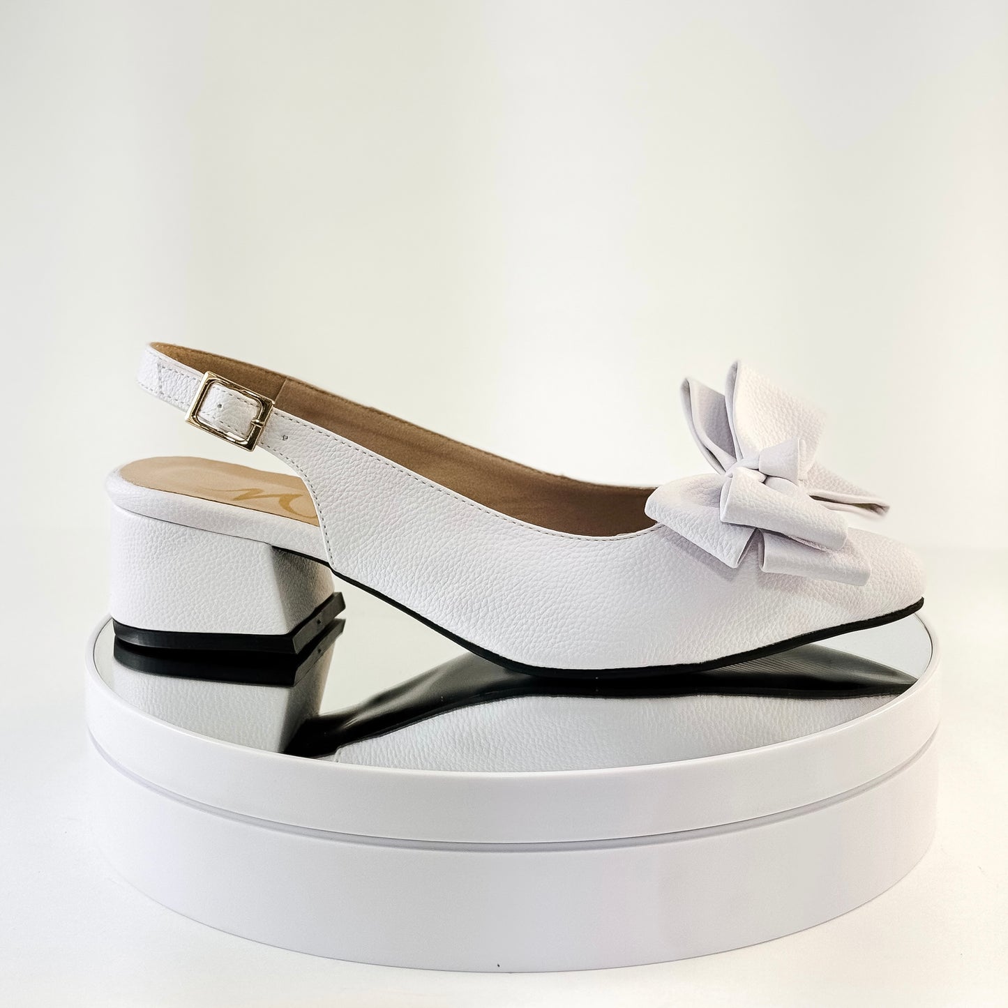 Tacones destalonados de tacón 3.5 cm color blanco con moño decorativo para mujer - Milagros Moda