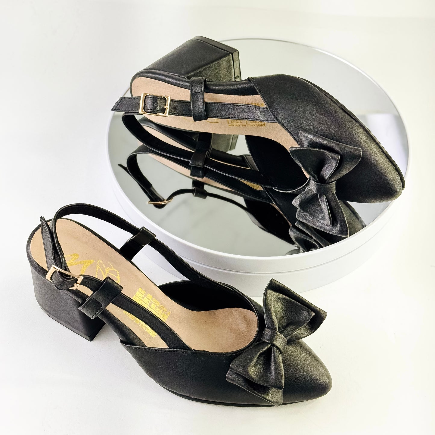 Sandalias de tacón grueso 5.5 cm color negro con moño para mujer - Milagros Moda
