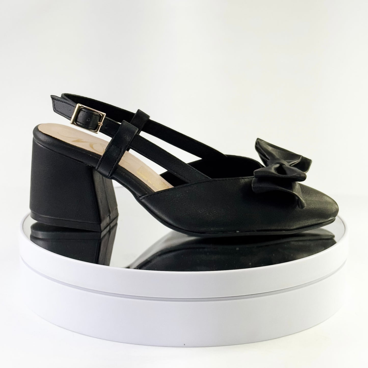 Sandalias de tacón grueso 5.5 cm color negro con moño para mujer - Milagros Moda