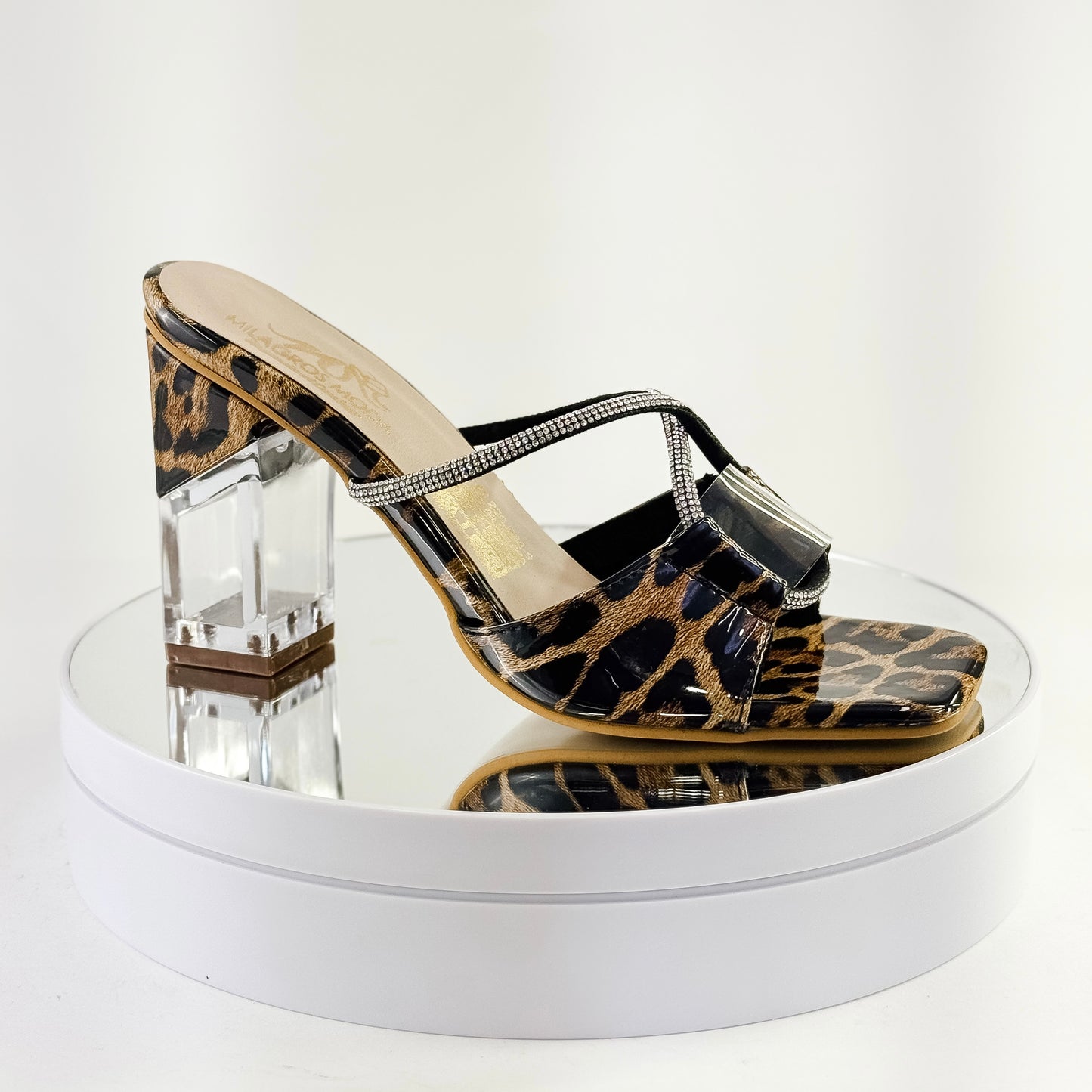 Sandalias de fiesta con tiras brillantes y tacón transparente color animal print, tacón 7.5 cm para mujer - Milagros Moda