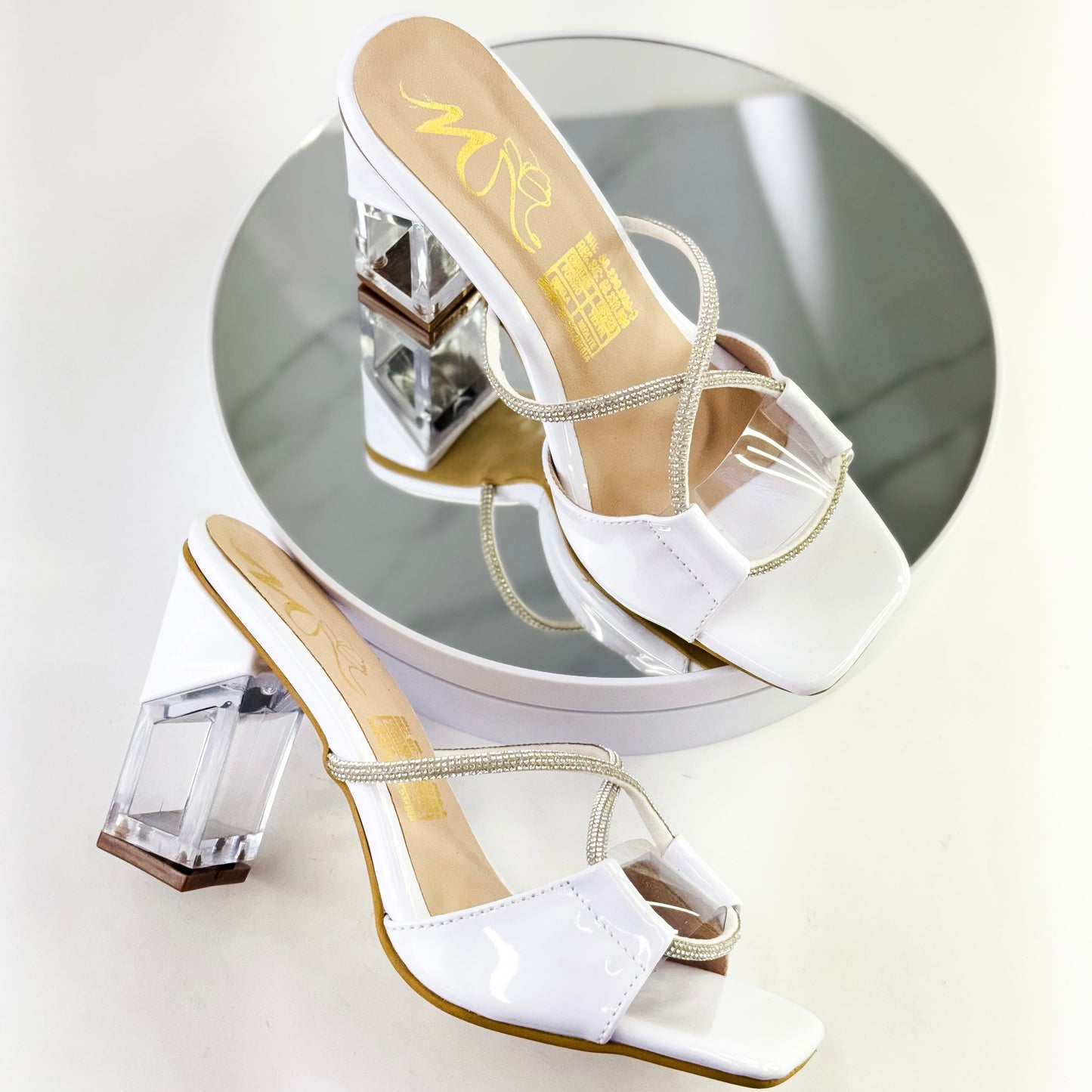 Sandalias de fiesta con tiras brillantes y tacón transparente color blanco, tacón 7.5 cm para mujer - Milagros Moda