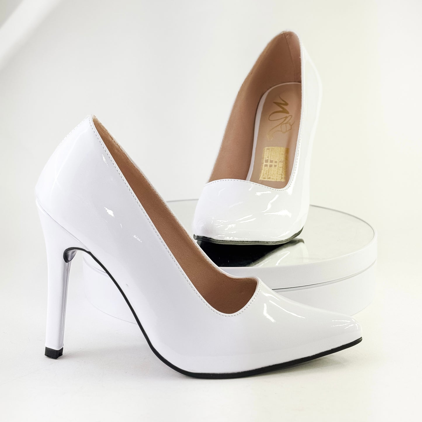 Tacones clásicos punta fina color blanco, tacón 9.5 cm para mujer - Milagros Moda