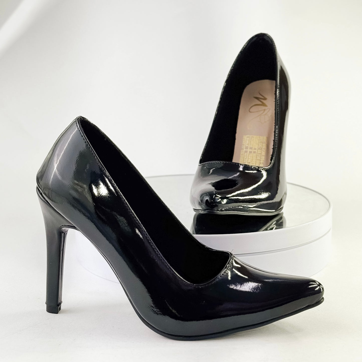 Tacones clásicos punta fina color negro, tacón 9.5 cm para mujer - Milagros Moda