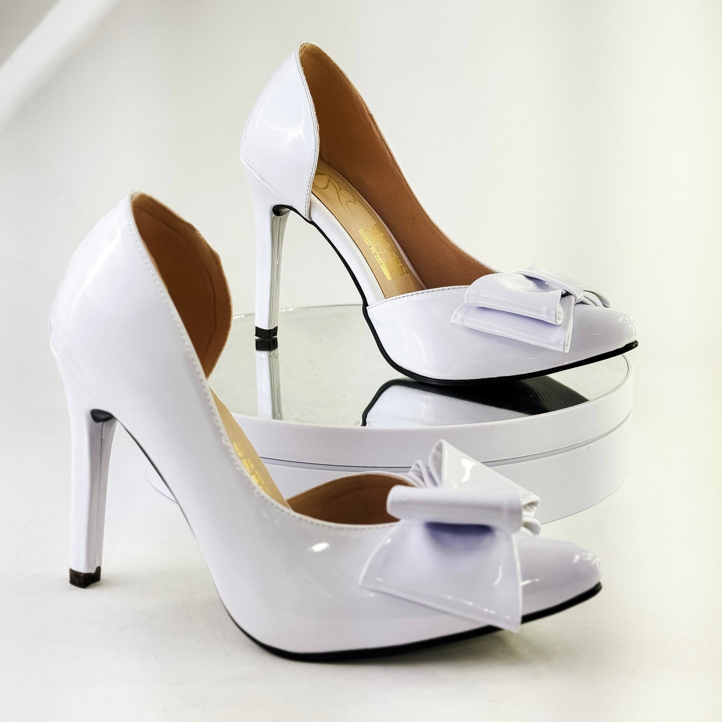 Tacones altos con moño color blanco, tacón 9.5 cm para mujer - Milagros Moda
