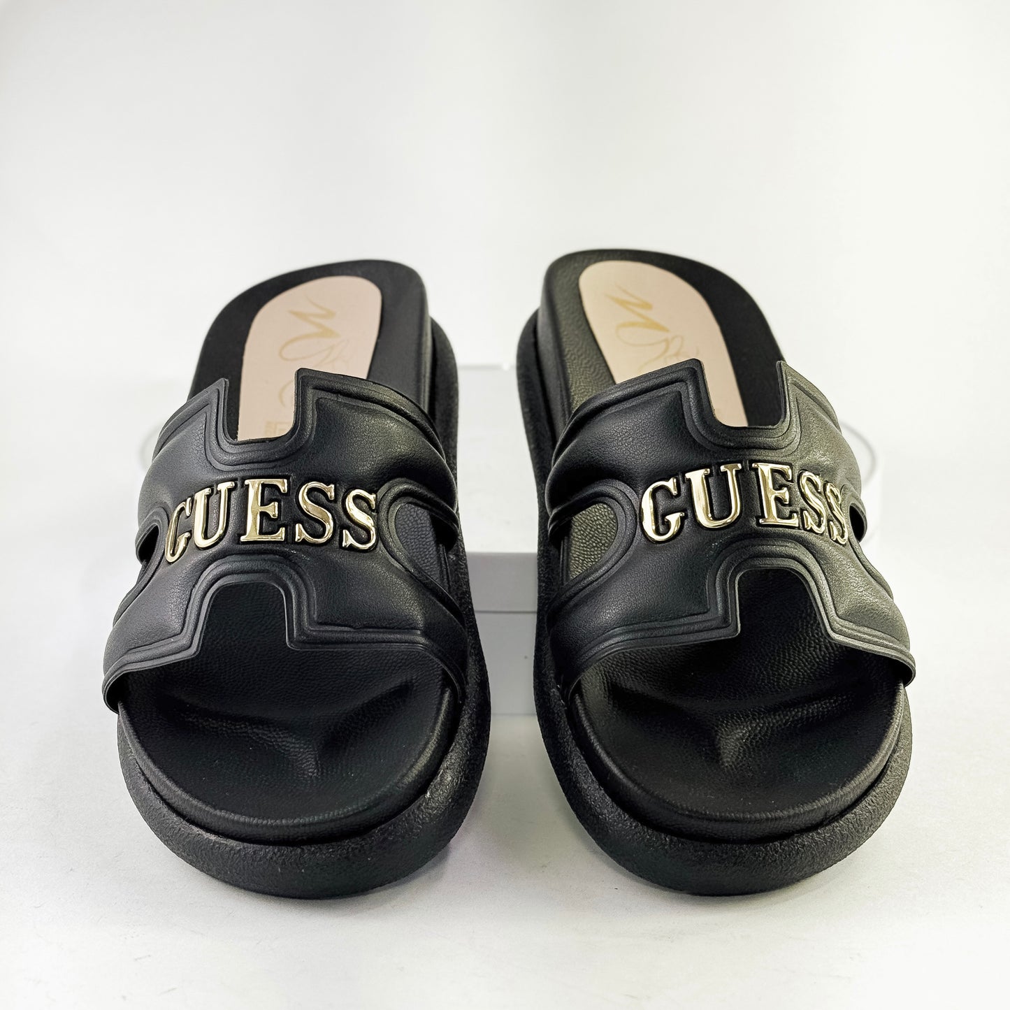 Sandalias planas tipo plataforma con logo Guess para mujer Ref. 0502 negro