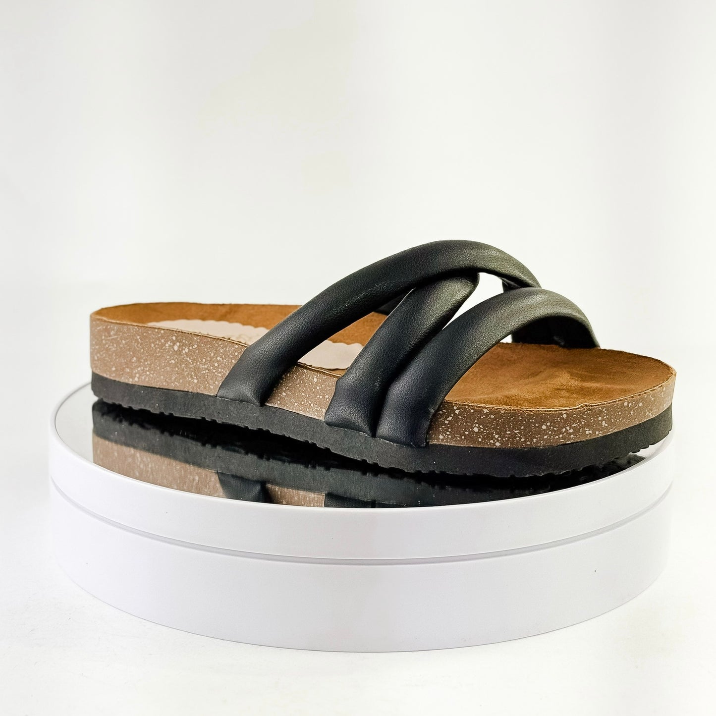 Sandalias planas con tiras cruzadas para mujer Ref. 0528 negro