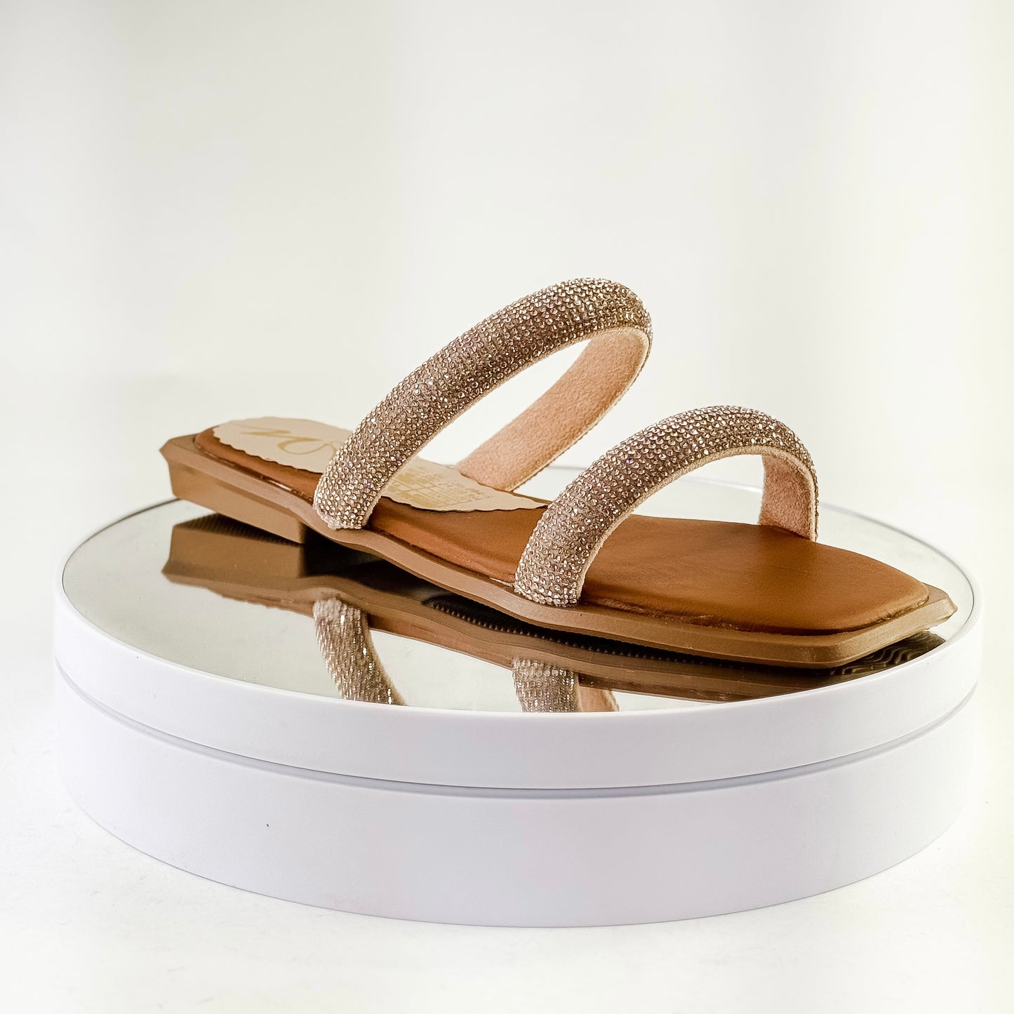 Sandalias planas con tiras de pedrería brillantes Ref. PL20 rosado