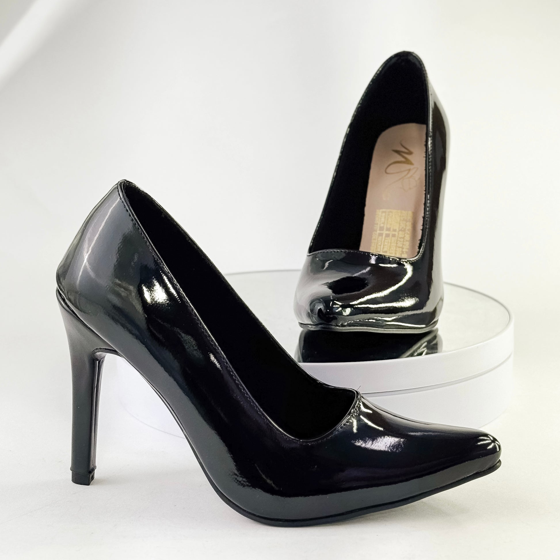 Tacones clásicos punta fina color negro, tacón 9.5 cm para mujer - Milagros Moda