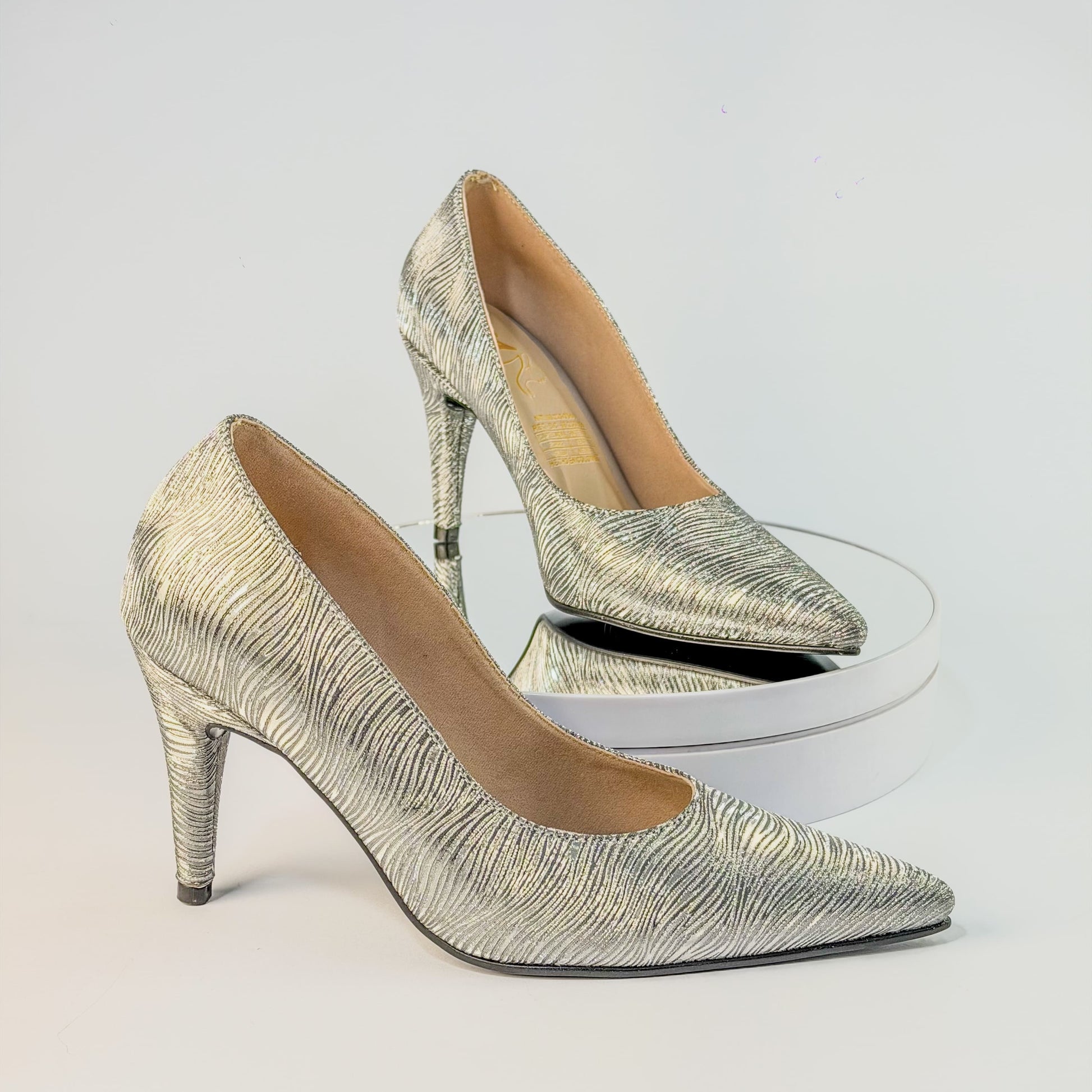 Tacones Plateado Milagros Moda
