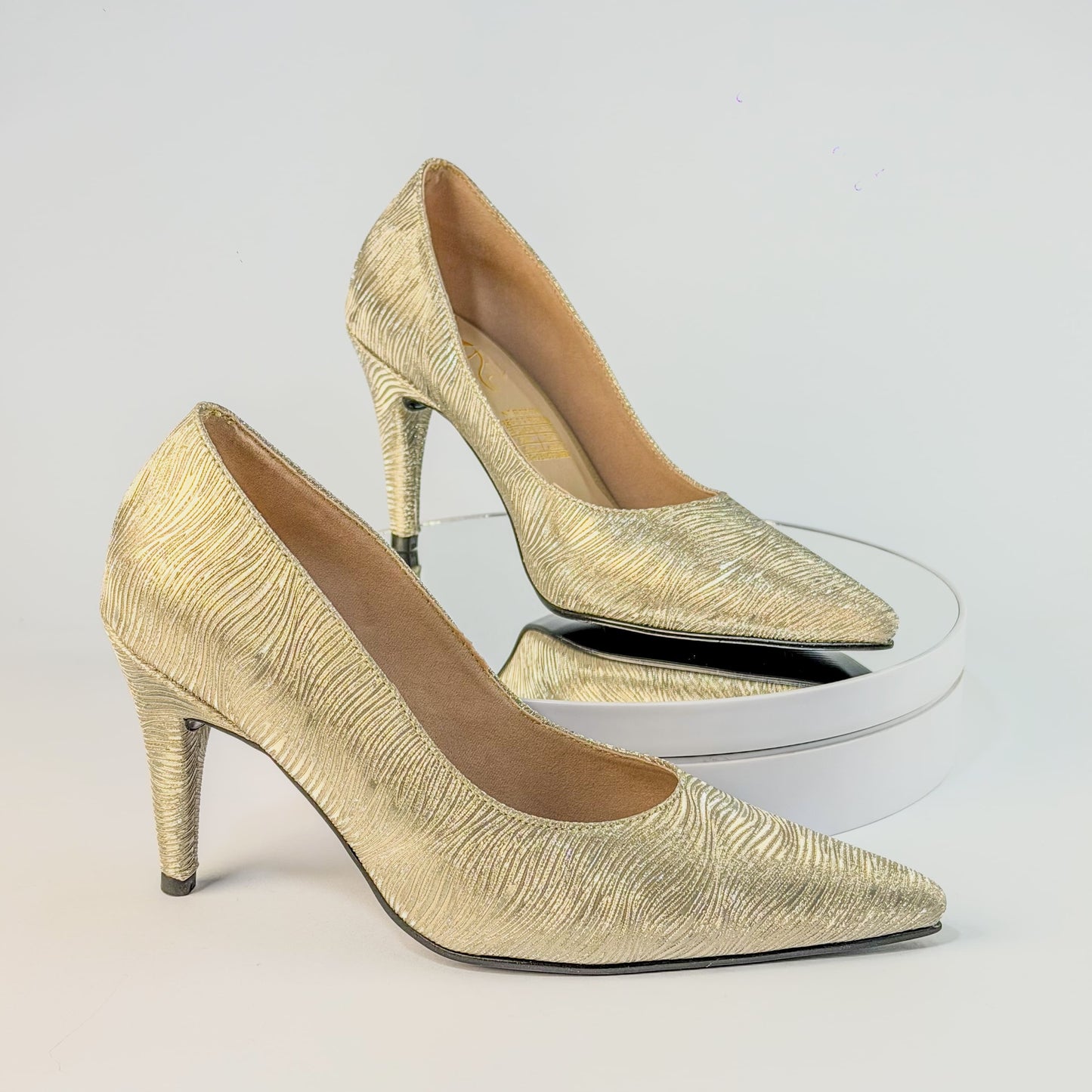 Tacones Champagne Milagros Moda