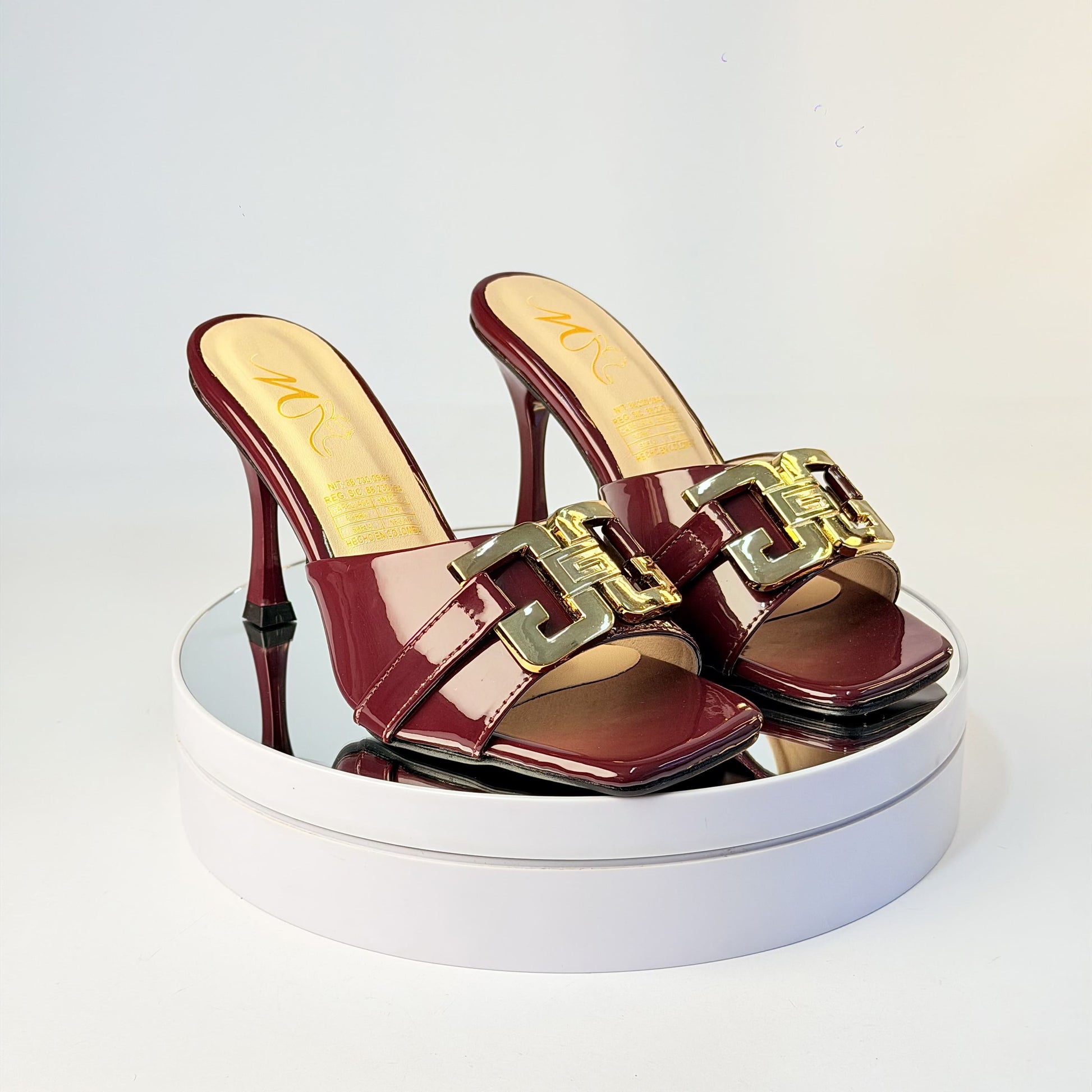 Tacones Vinotinto Milagros Moda