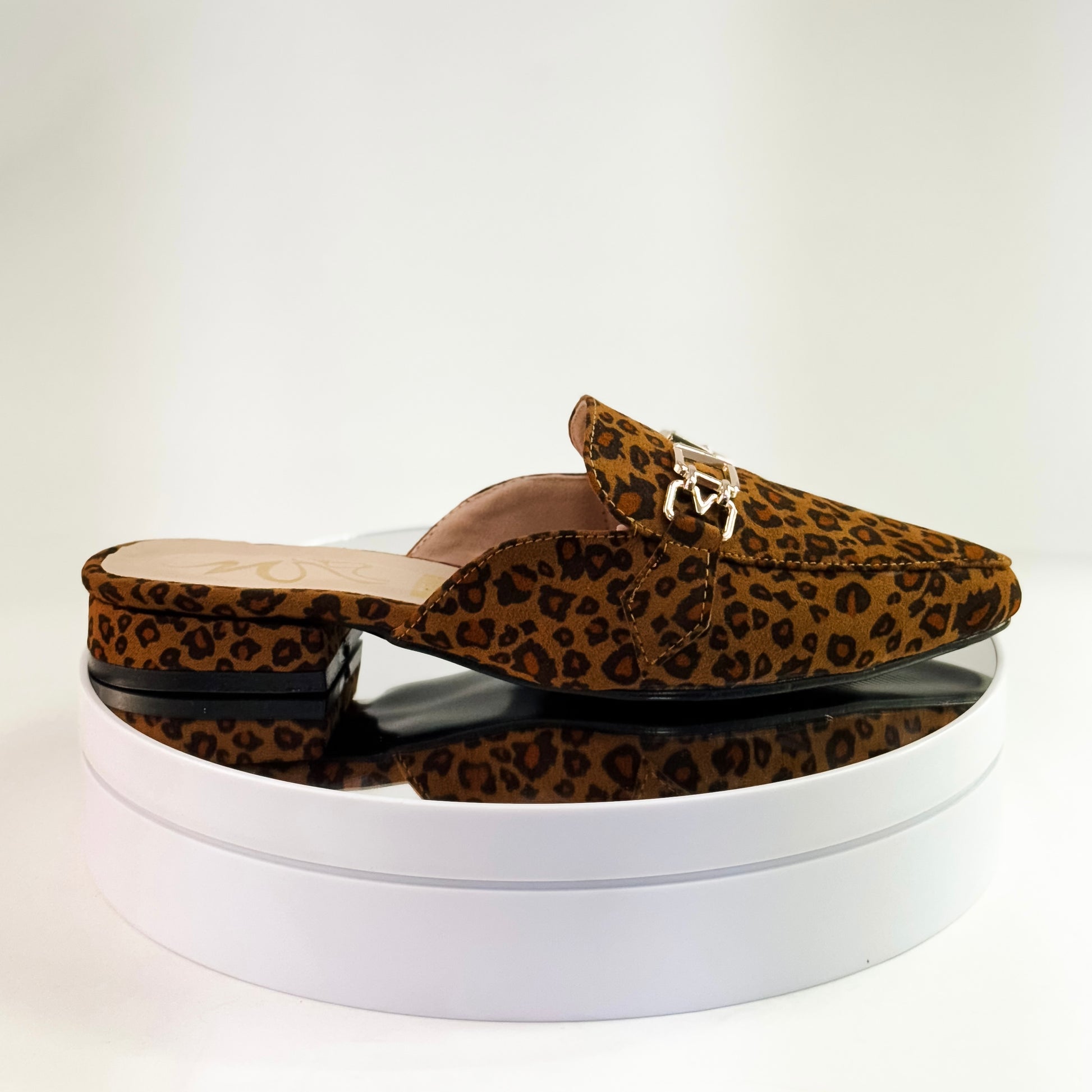 Suecos de tacón 1.5 cm animal print para mujer - Milagros Moda